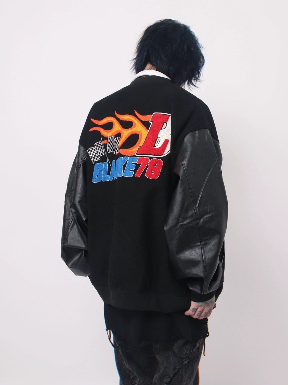 ステッカースタジャン BZ11844